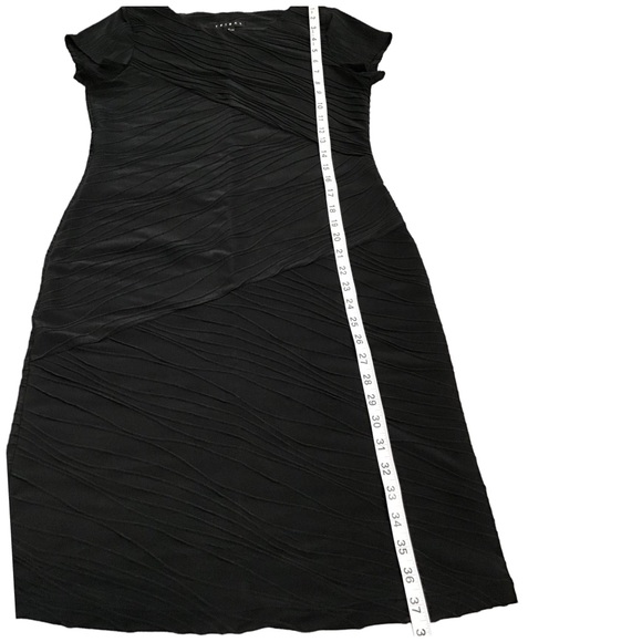 TRIBAL - Short sleeve Body-Con Dress - M - Picture 4 of 16